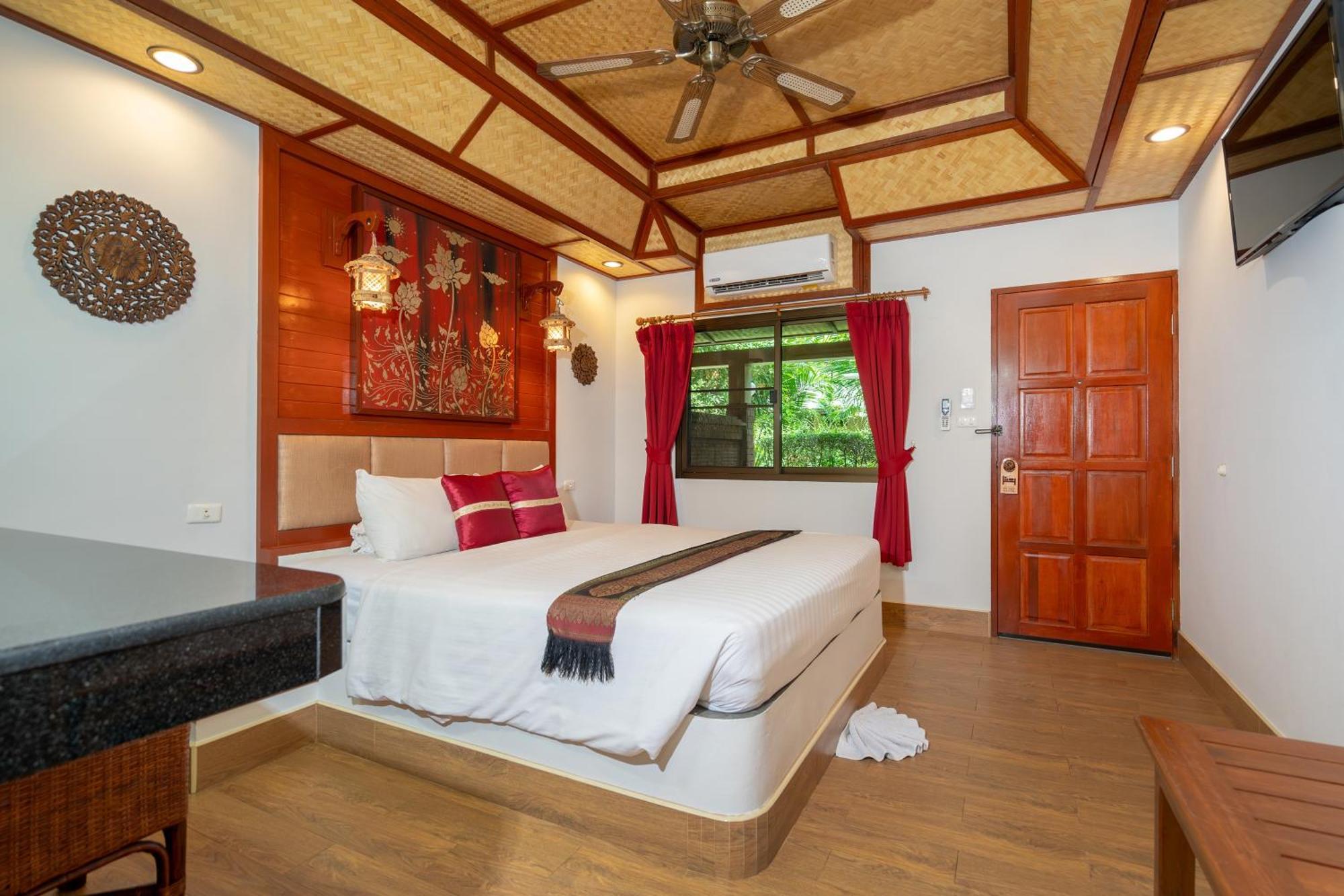 Friendship Beach Resort & Atmanjai Wellness Centre Rawai Ngoại thất bức ảnh