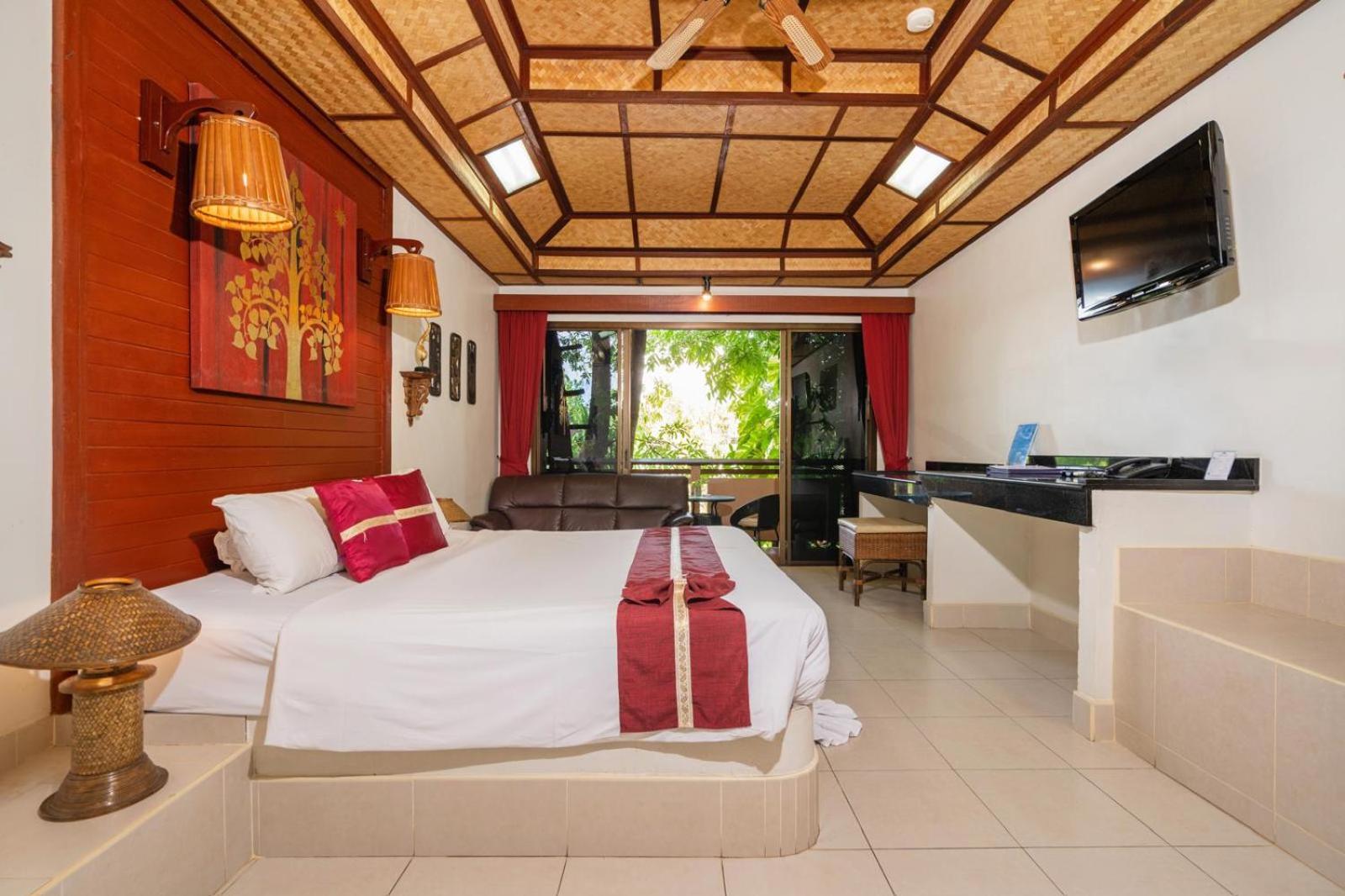 Friendship Beach Resort & Atmanjai Wellness Centre Rawai Phòng bức ảnh