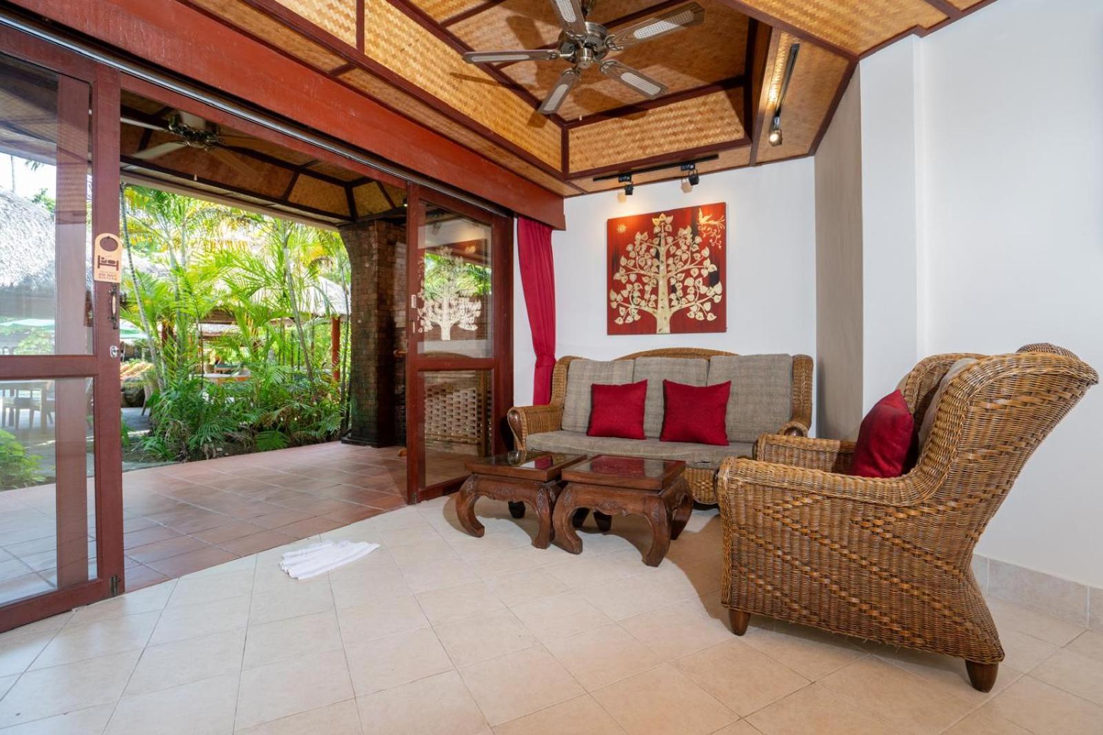 Friendship Beach Resort & Atmanjai Wellness Centre Rawai Phòng bức ảnh