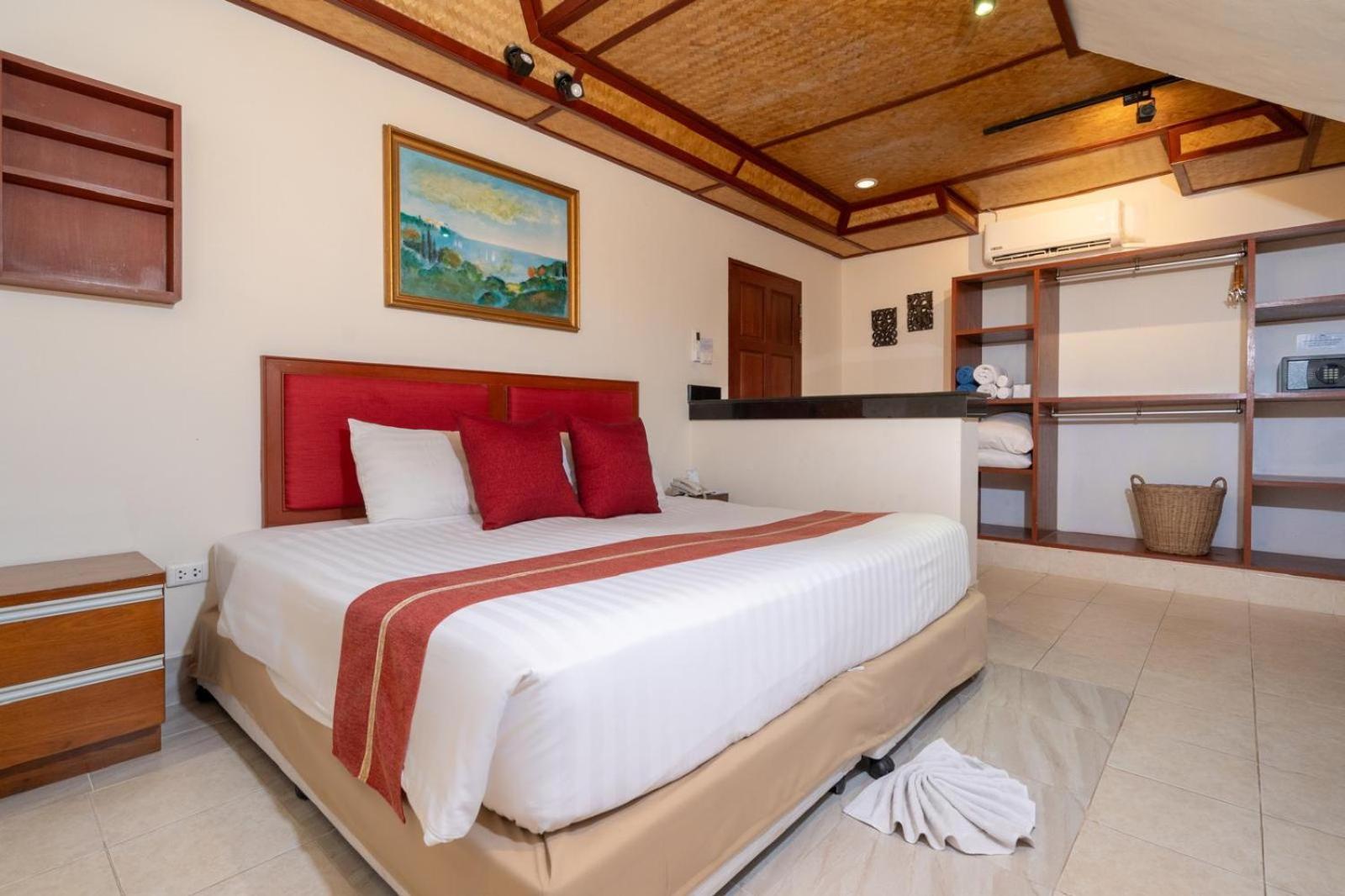 Friendship Beach Resort & Atmanjai Wellness Centre Rawai Phòng bức ảnh