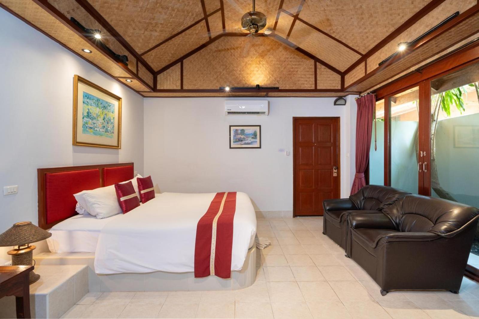 Friendship Beach Resort & Atmanjai Wellness Centre Rawai Phòng bức ảnh