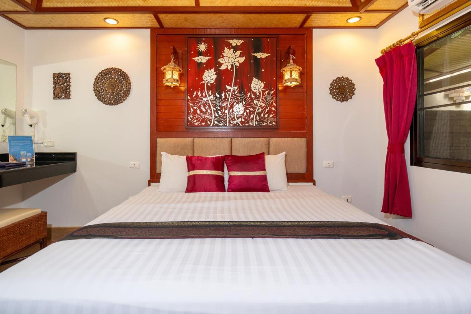 Friendship Beach Resort & Atmanjai Wellness Centre Rawai Phòng bức ảnh