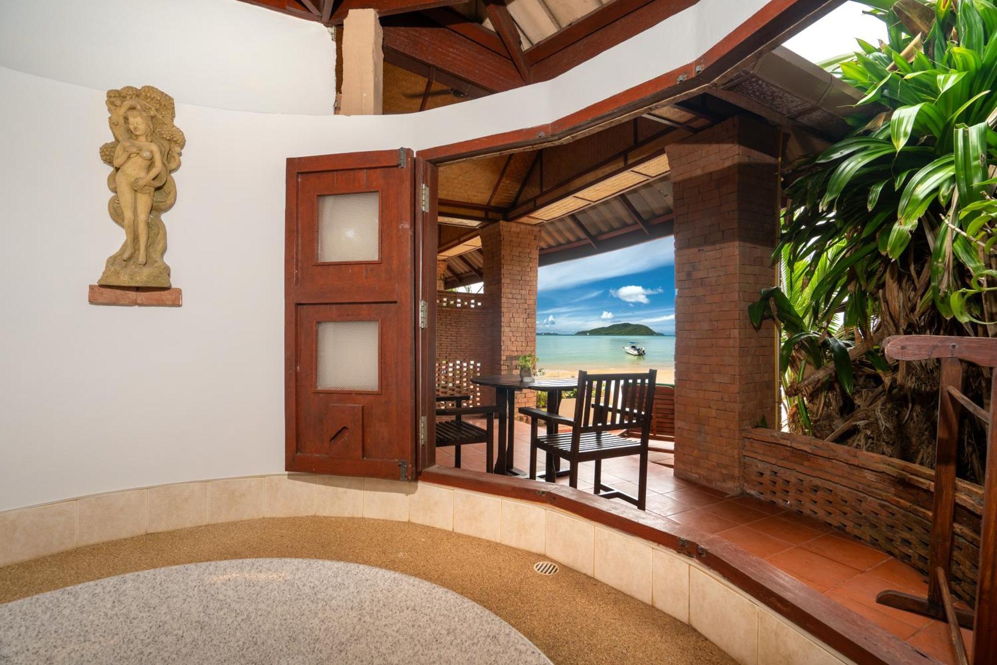 Friendship Beach Resort & Atmanjai Wellness Centre Rawai Ngoại thất bức ảnh